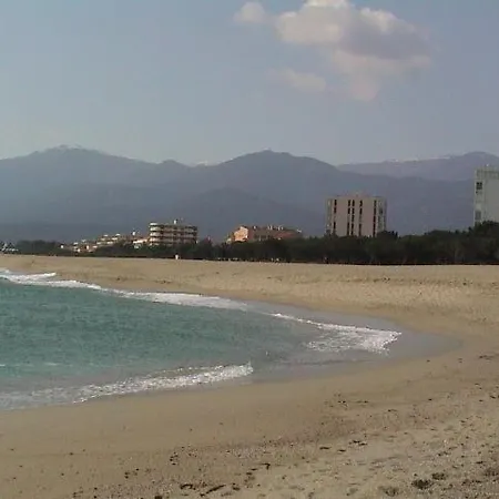 Daire Plage-tout Pres De La *